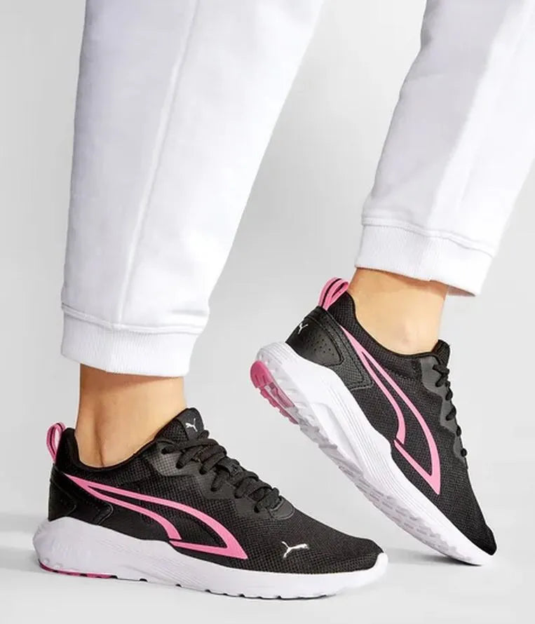 Sneakers Puma Unisex Dubh -Pink 38.5 - Compord Gníomhach