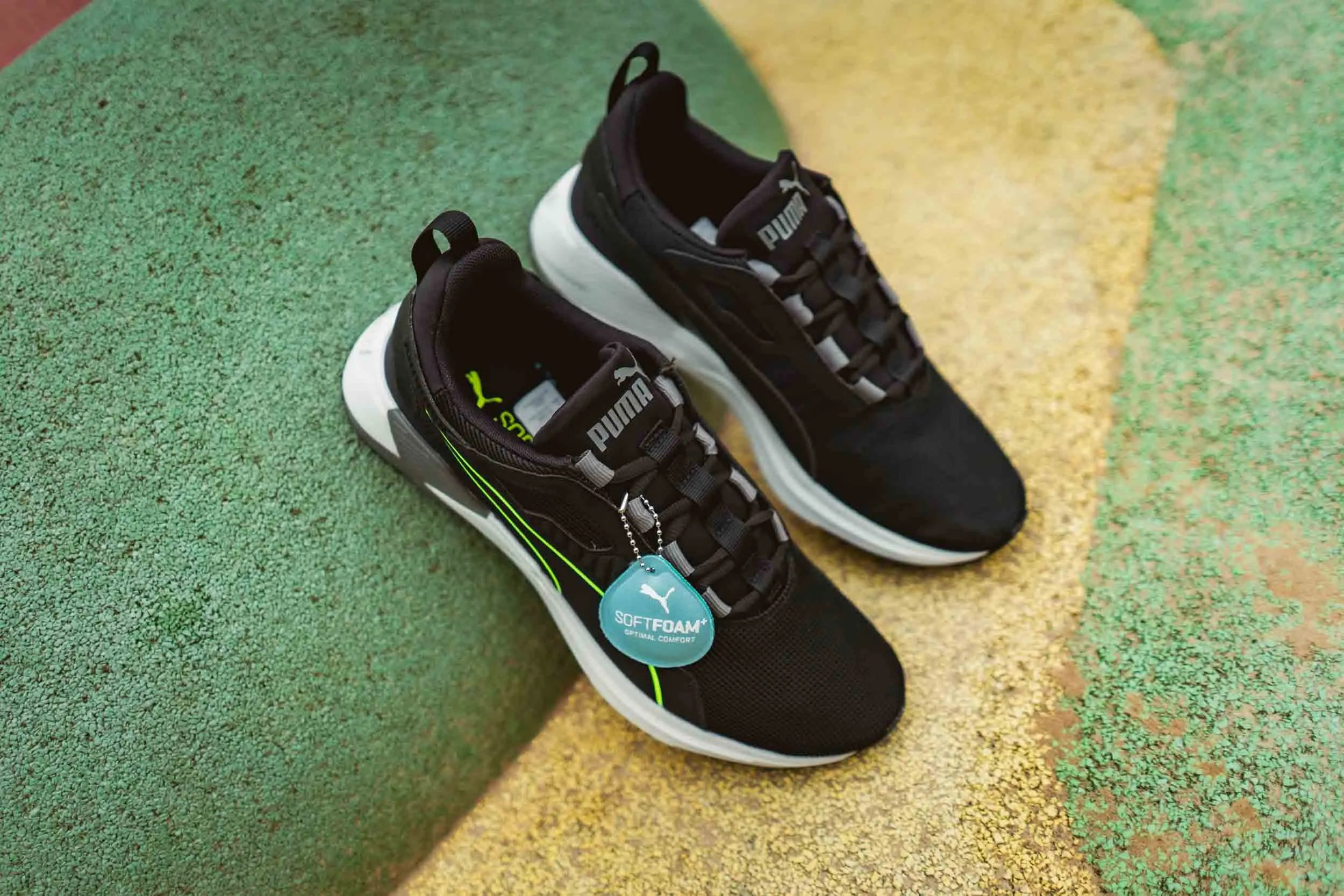 PUMA XT Sneakers Mężczyźni - czarny/zielony/szary, rozmiar 40