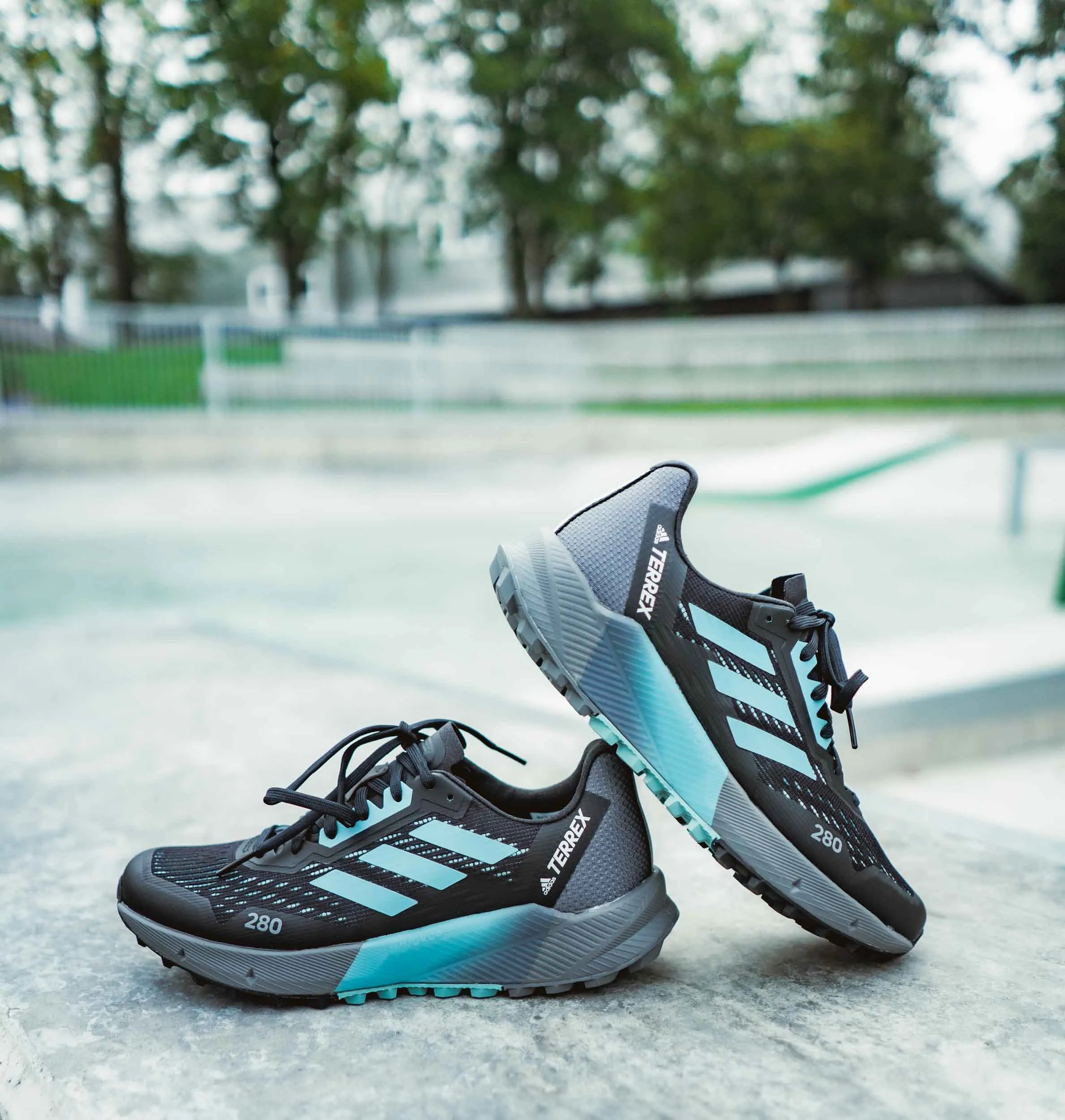 Runners de Trail de Damas Adidas Terrex Agravic Flow 39 1/3