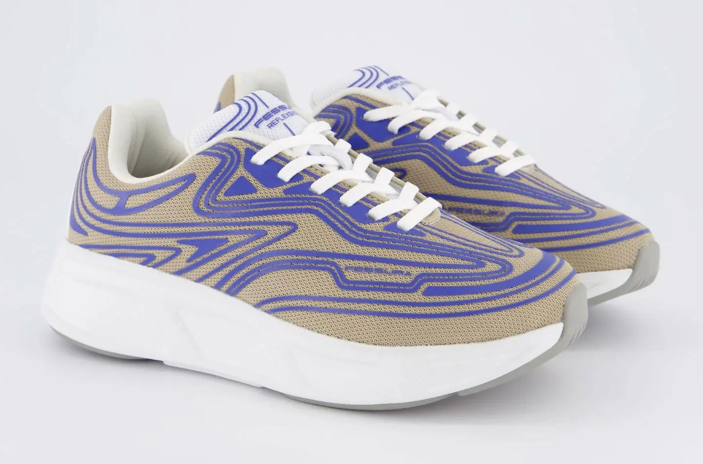 Bróga Unisex Fessura WMNS Runflex 01 Canbhás Talamh/Dúigh Bán/Deatach Grey 43