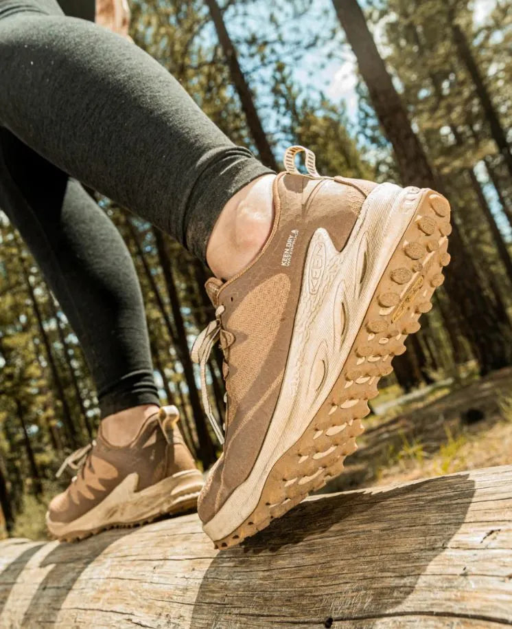 Damesschoenen Keen WMNS Sionic WP Warm Taupe/Raw Umber Bruin 40