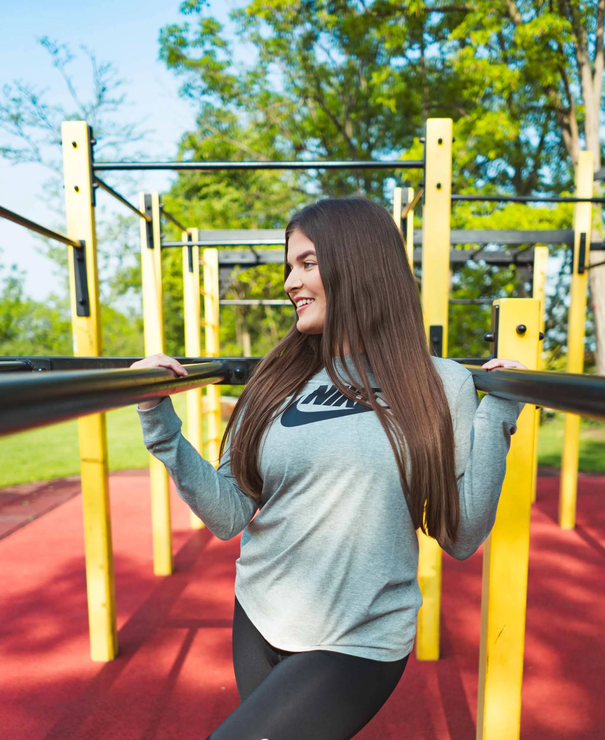 T-shirt femminile Nike Essential icon Futura Grey, s