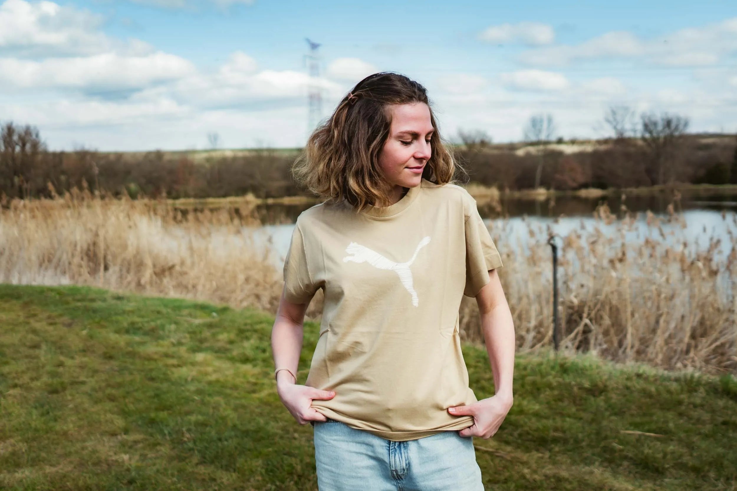 Puma Ladies T -Shirt Sand Duin L - Bumbac moale și design la modă