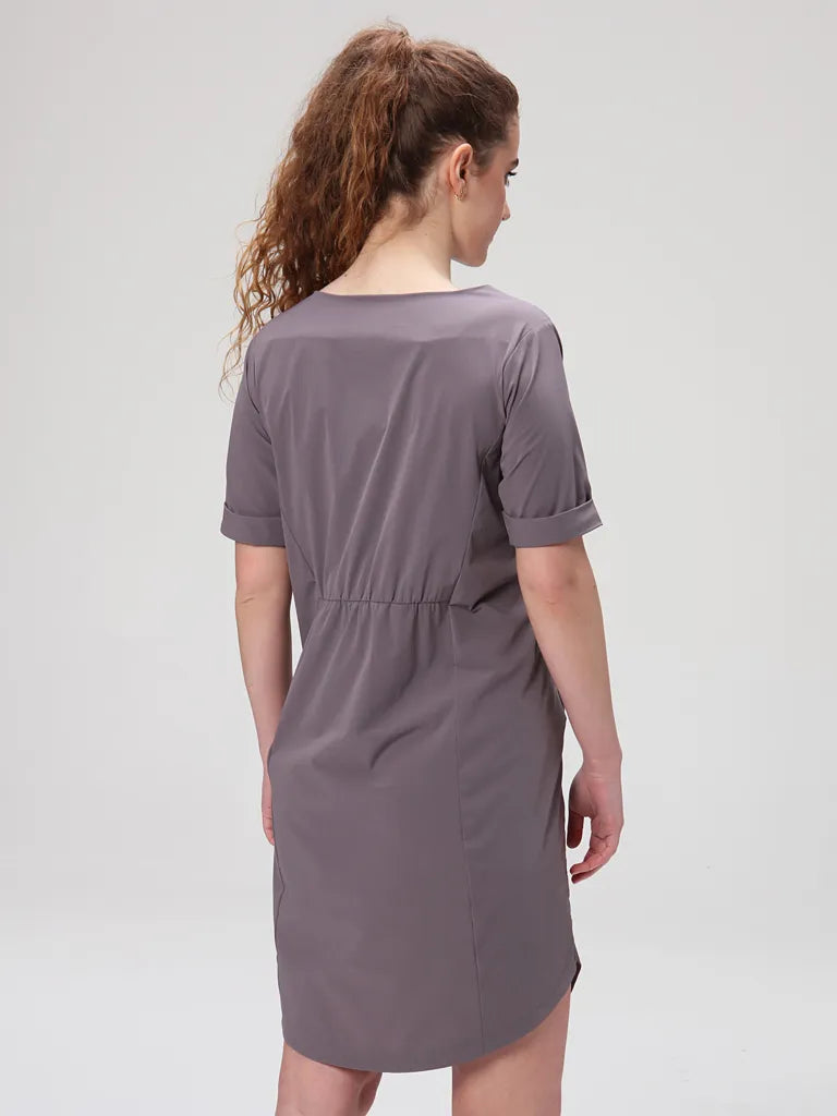 Gúna na mBan Loap Ubakala, S.