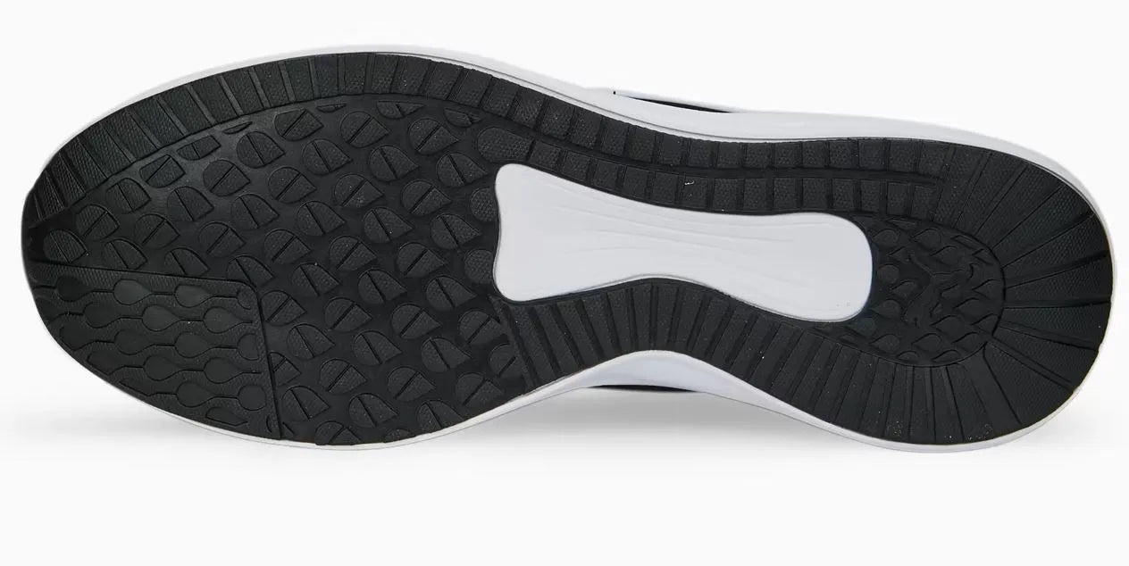 Tenisky Puma Unisex Black and White Size 41 - Trendy & Duurzaam