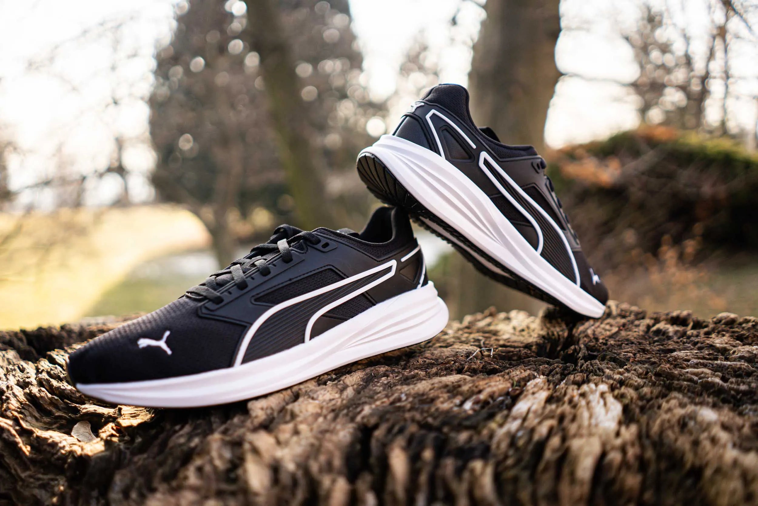 Tenisky Puma Unisex Black and White Size 41 - Trendy & Duurzaam