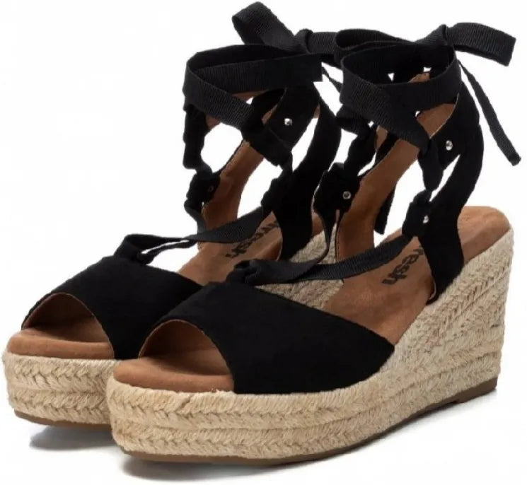 Black Ladies Sandals 38 - Rinnowed Design & Comfort