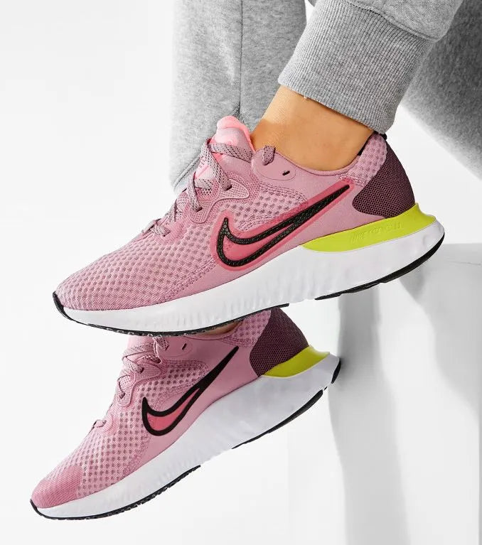 Nike WMS Renouvellement Running 2 Pink-Black Cyber ​​36.5