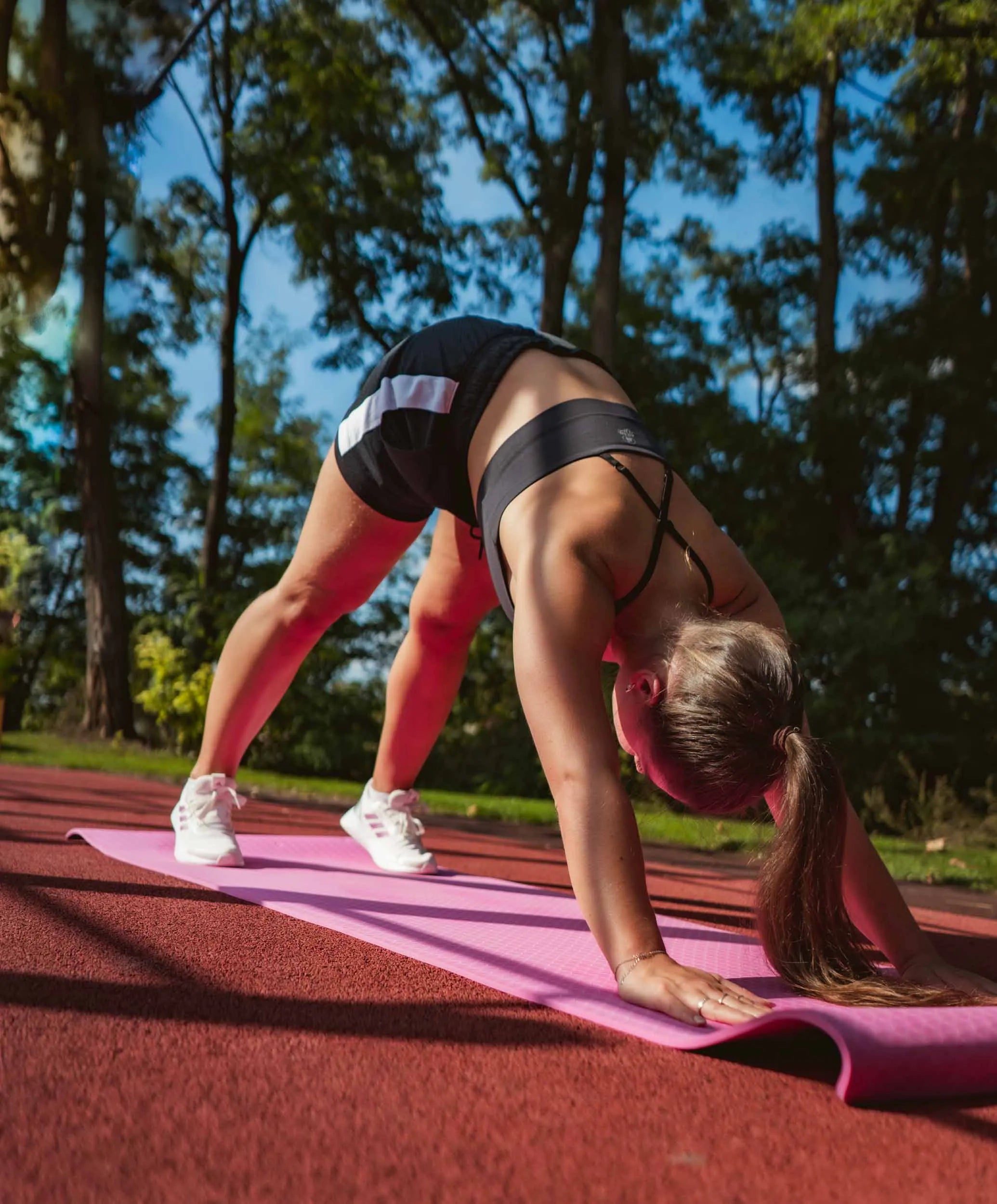 Mná Yoga barr dubh m - breathable & solúbtha