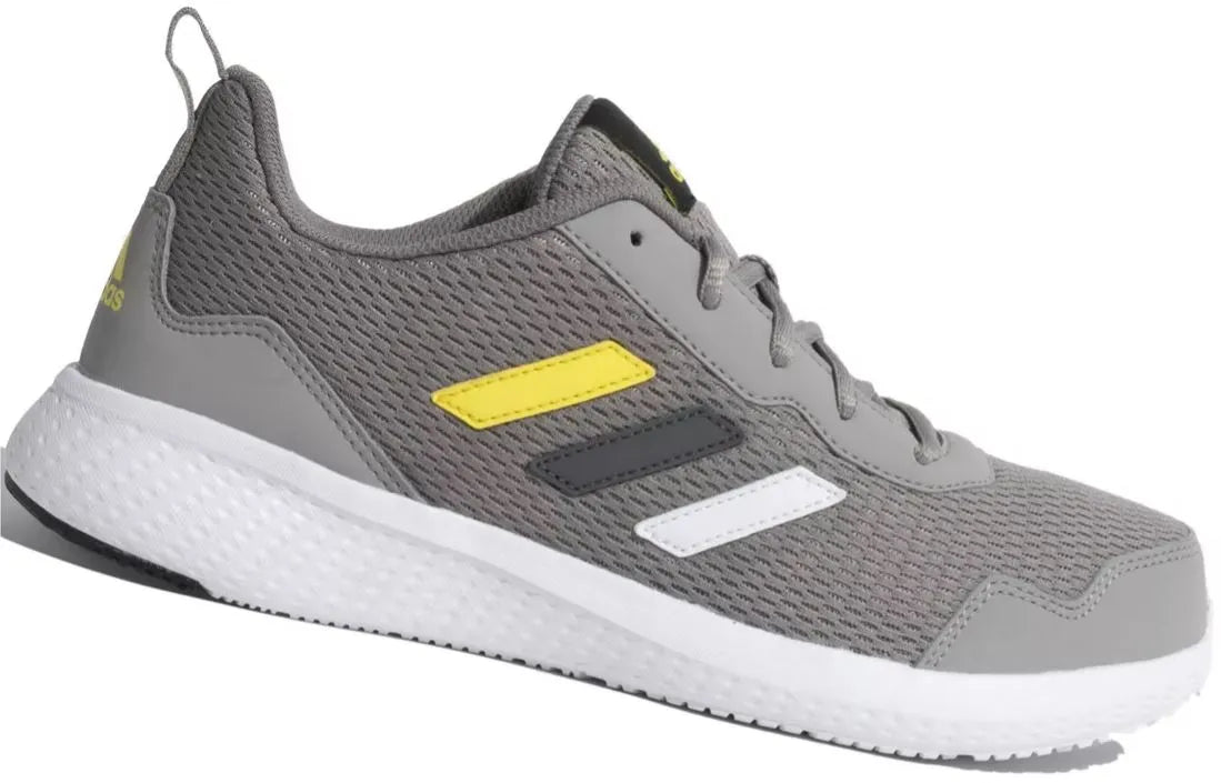 Tênis de corrida de peprun adidas, cinza 44 2/3