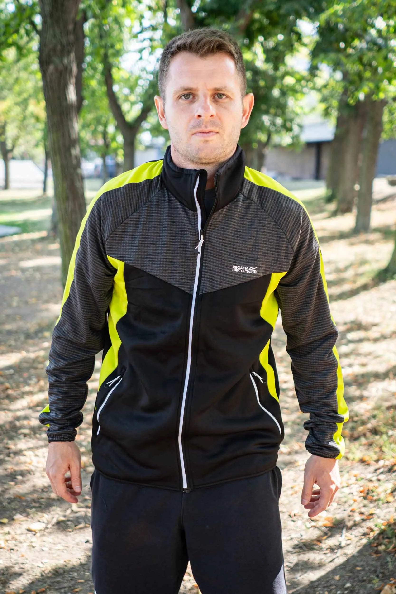 Regatta Yare Vi Jacket Softshell pentru bărbați - întindere și rezistență la vânt