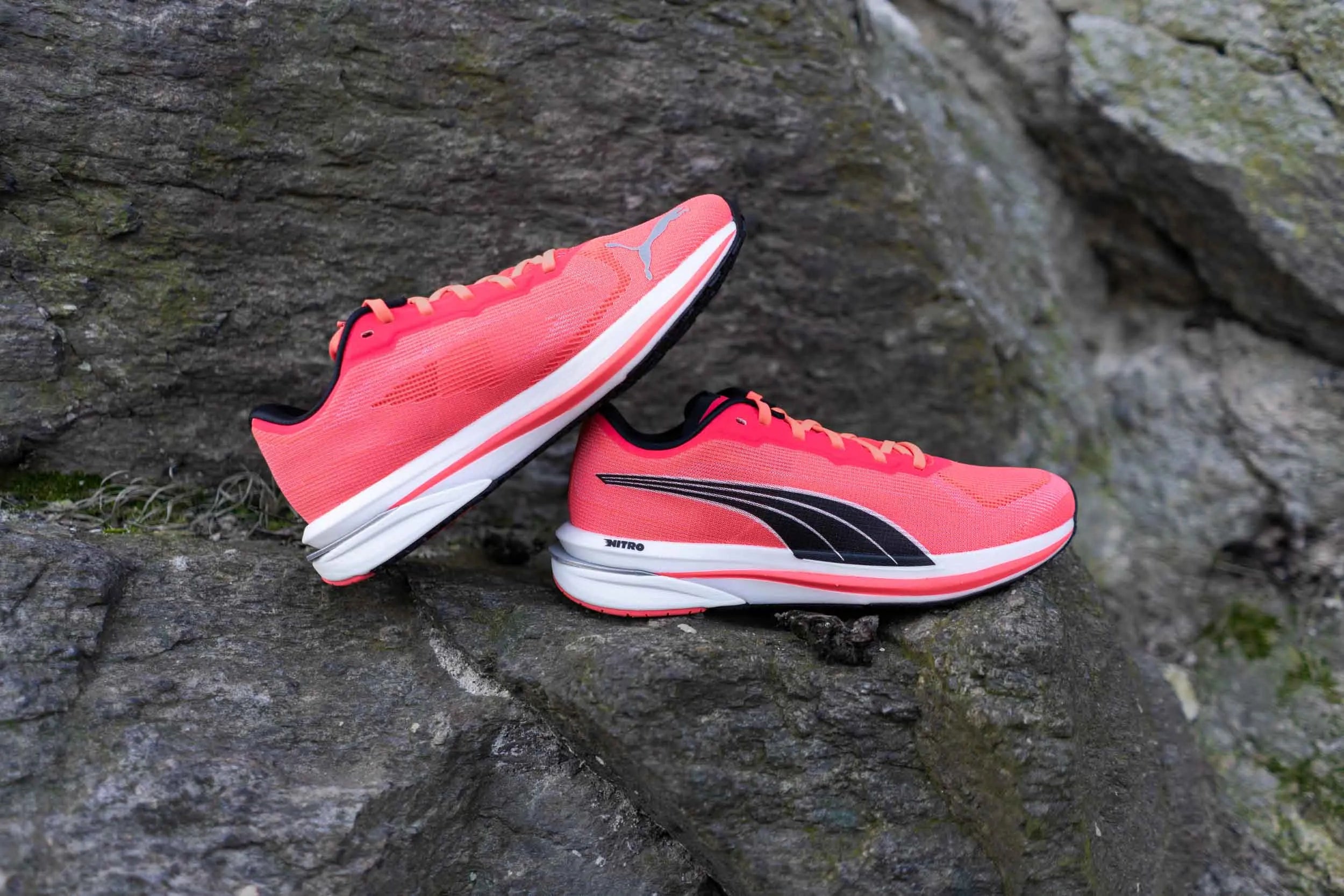 PUMA RYCHLOST NITRO Dámské běžecké boty 36 - Červená/černá/bílá