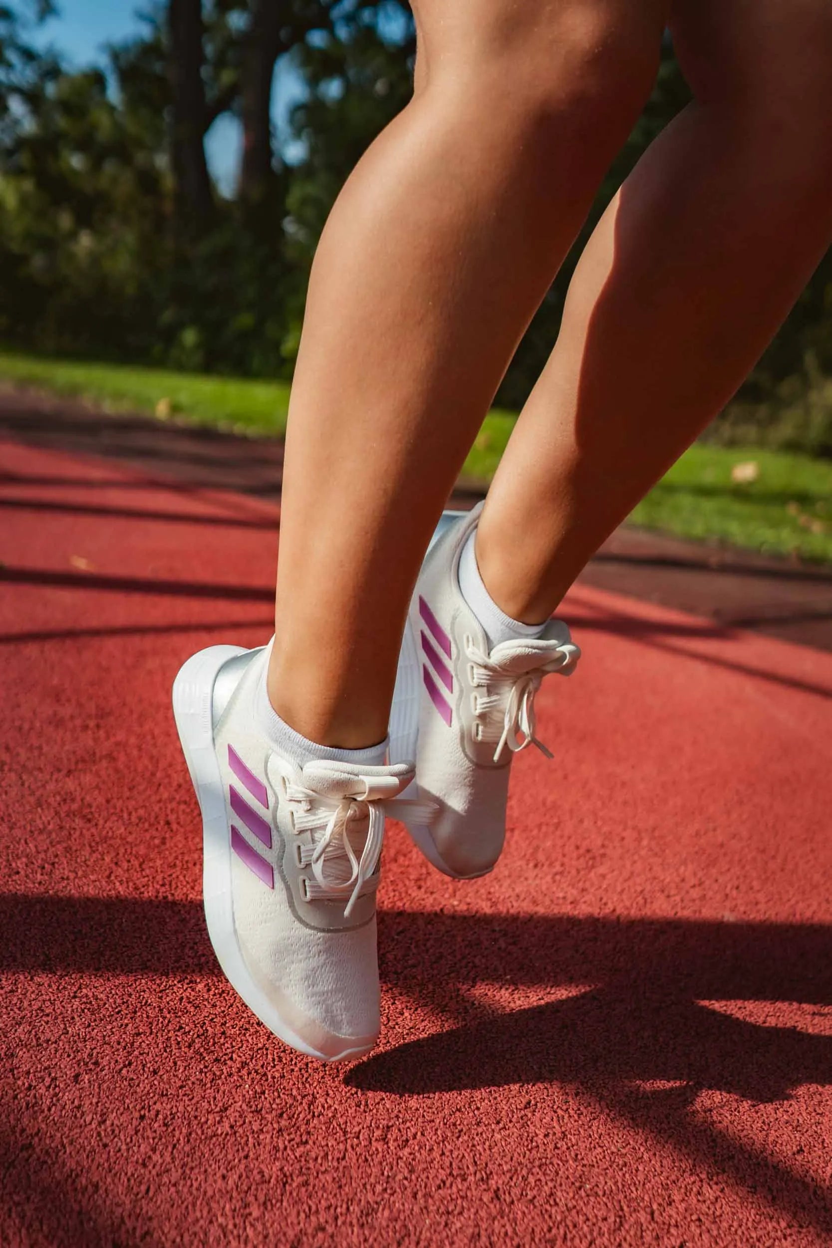 Adidas QT Racer Sport Ladies Buty do biegania Chalk 37 1/3