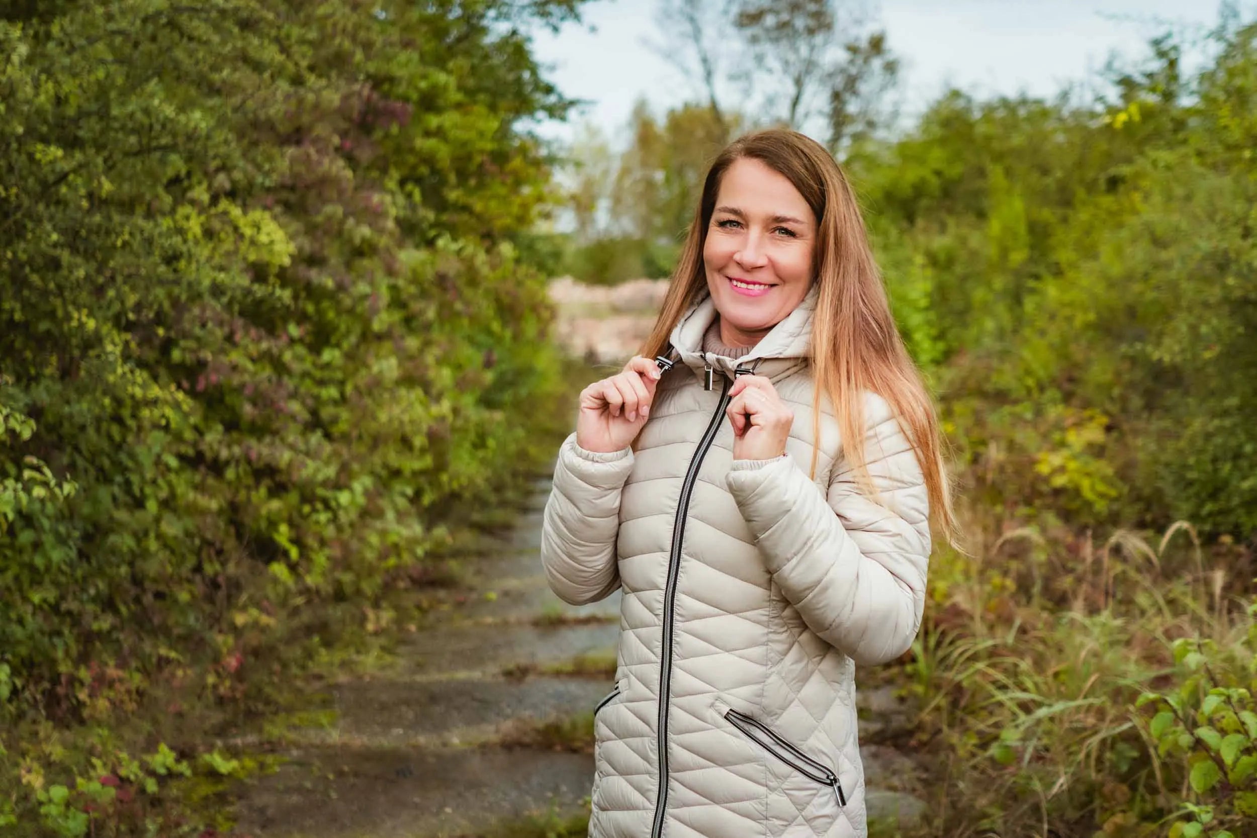 Cóta na mBan Loap Jemina Beige, s