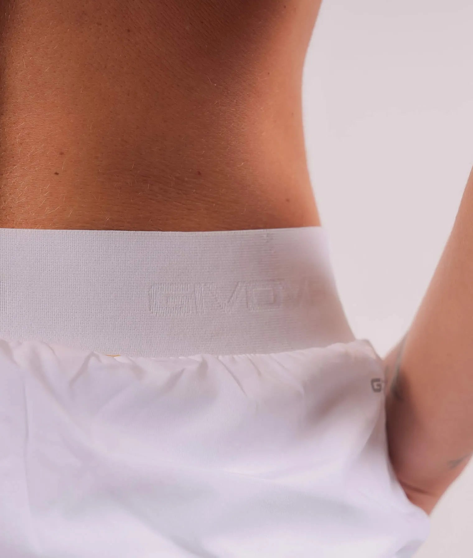 Frauensportrock Givova Padel Fitness weiß l