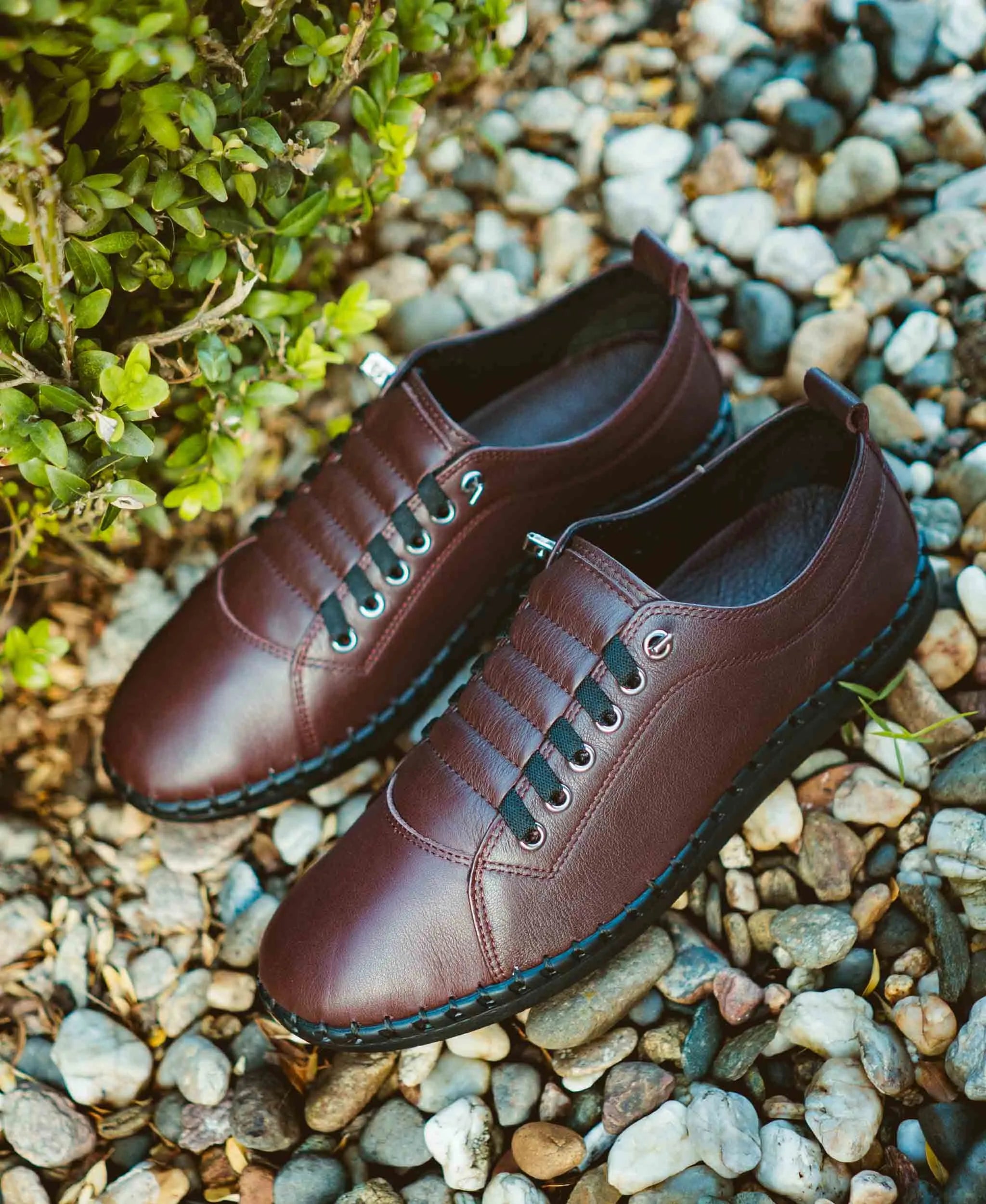 Foghlaimíonn na mná buataisí rúitín Nell M6019 Méid Brown 40